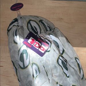 Foco Packer Infinity Scarf!
